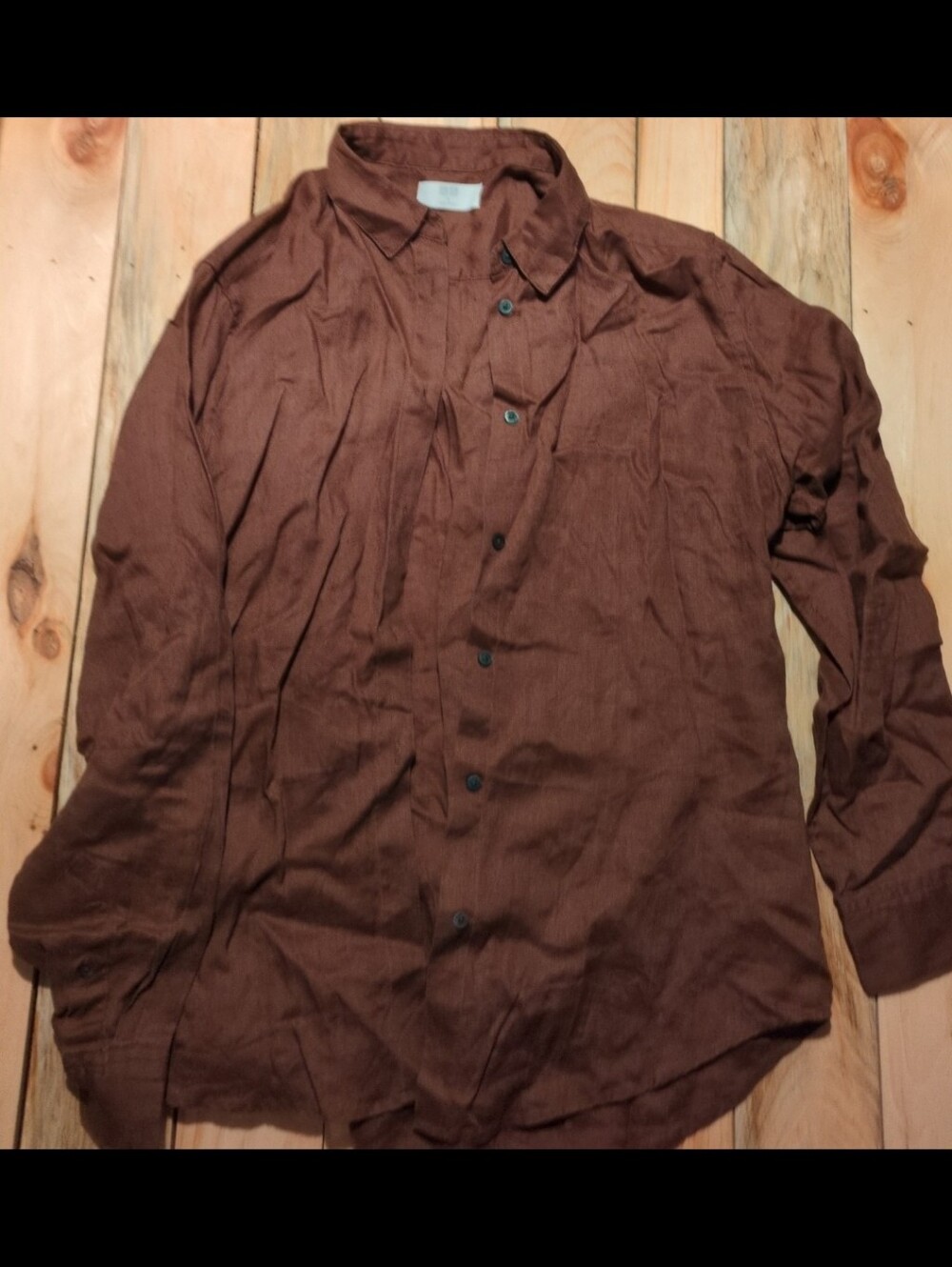Uniqlo button up shirt